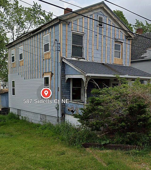 1st image of 587 Sidells Ct NE