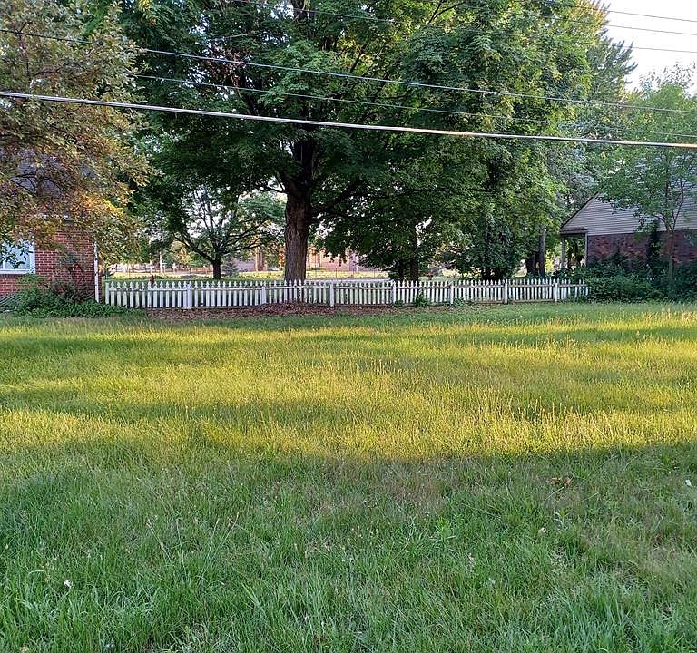 35274 Schoolcraft Rd, Livonia, MI 48150 | MLS #20230061633 | Zillow
