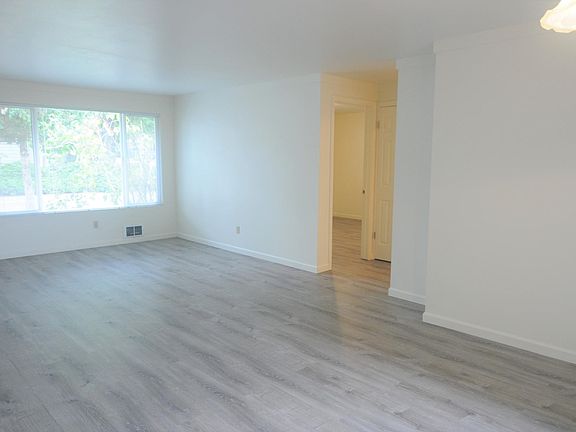 2nd image of 8308 128th Ave NE