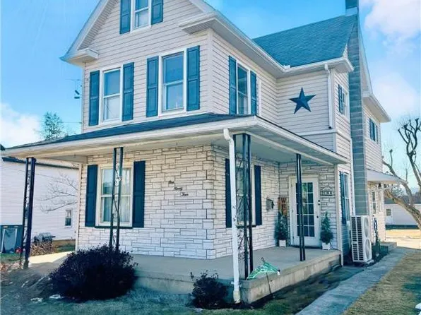 194 N 7th St, Lehighton, PA 18235