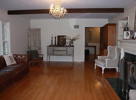 3rd image of 1710 Polk St