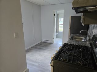 111 5th St FLOOR 2, Slatington, PA 18080