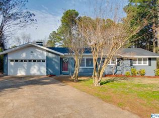 1422 Carol Ln SE, Decatur, AL 35601