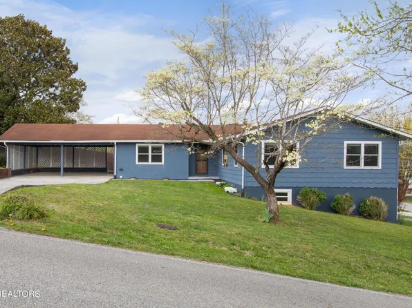 253 Wierwood Dr, Jacksboro, TN 37757