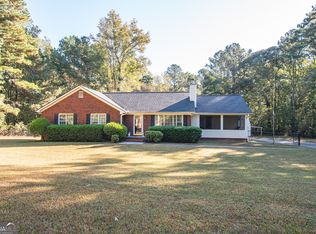 200 Lake Amah Lee Rd, Hampton, GA 30228