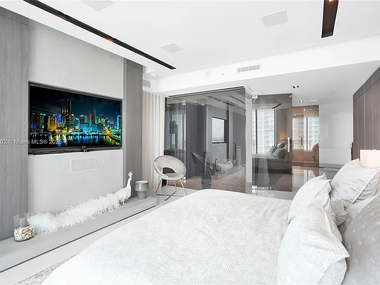 3535 S Ocean Dr #2104 — Photo 31