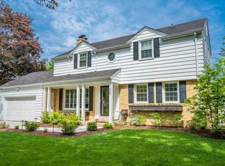 7520 N Links Way, Milwaukee, WI 53217