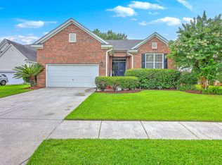 1868 Palmetto Isle Dr, Mount Pleasant, SC 29466