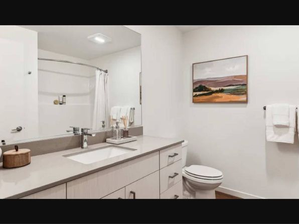 Traxx Apartments | 23905 Van Ry Blvd, Mountlake Terrace, WA
