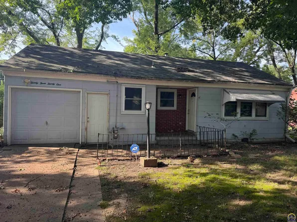 2321 SW 25th Dr, Topeka, KS 66611
