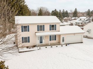 26 Cashmere Ln, Rochester, NY 14609