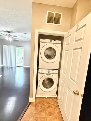 2 bed, 968 sqft, $2,500 — Photo 4