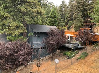 23847 Zurich Dr, Crestline, CA 92325