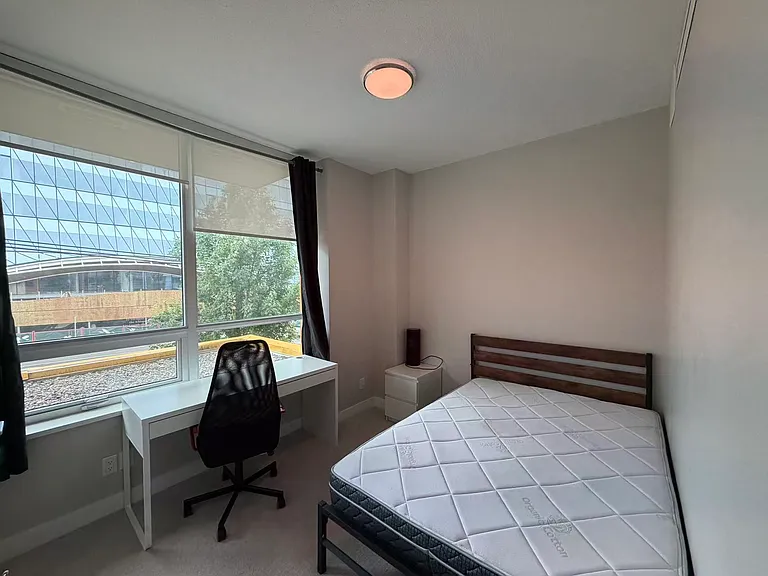 655 W 41st Ave #211 — Photo 4