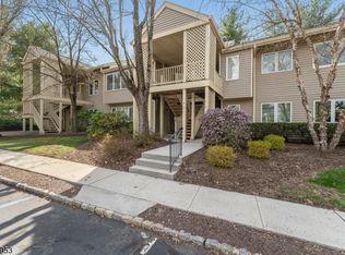 4 Troon Ter, Annandale, NJ