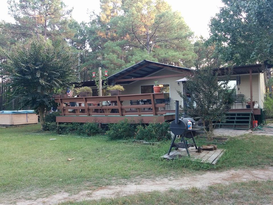 the front of the trailer