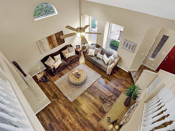 5th image of 8608 Hillshire Pl NW