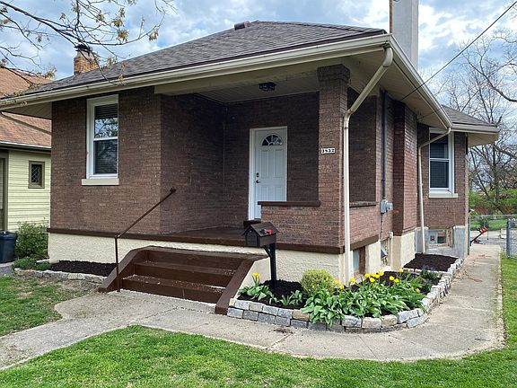 2nd image of 3832 Carrie Ave