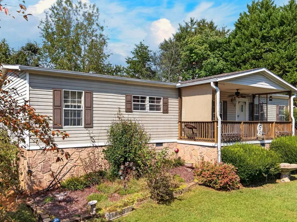 237 Mountain Meadows Dr, New Market, TN 37820