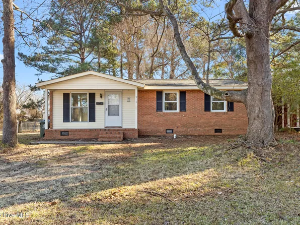 910 Devers Avenue, New Bern, NC 28560