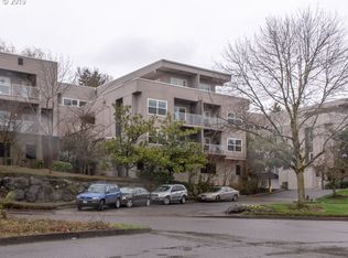 618 S Nevada St APT F, Portland, OR 97219