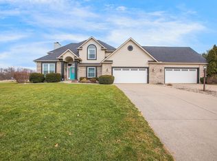 50886 Melville Pass, Elkhart, IN 46514