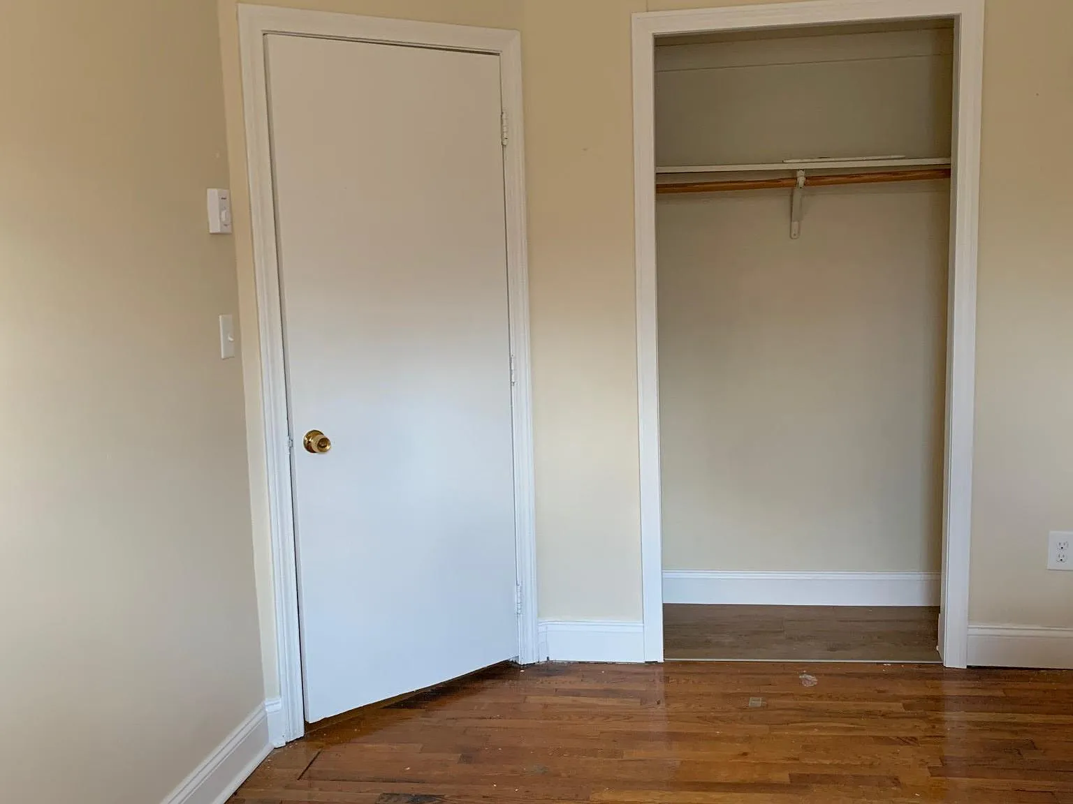 2 bed, 750 sqft, $3,600 — Photo 4