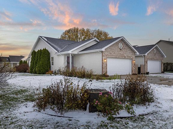 2nd image of 698 Ruxton Ridge Dr