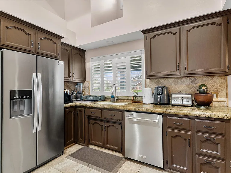 14601 Harvest Crest Ave — Photo 6
