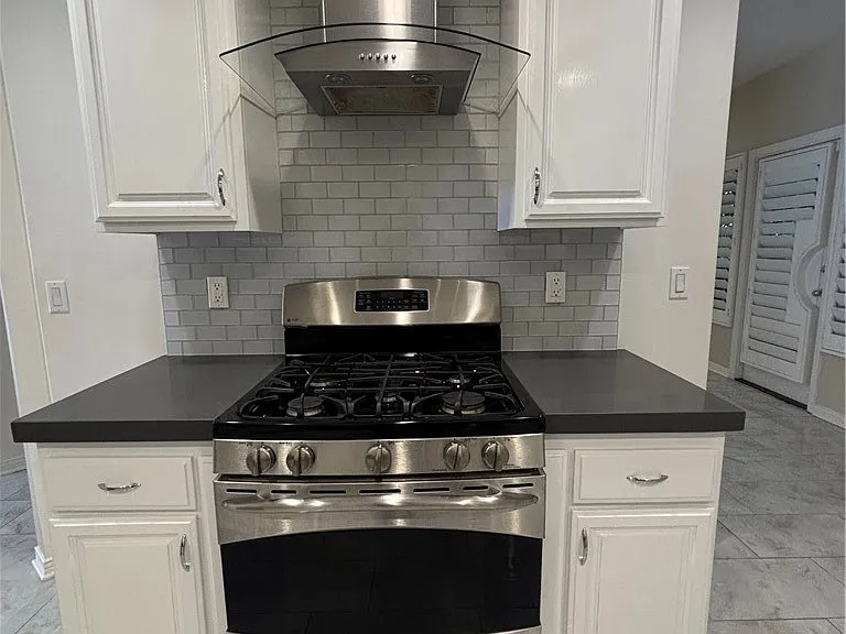 5200 White Oak Ave #36 — Photo 10