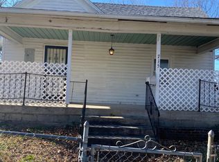 715 Clinton St, Carthage, MO 64836