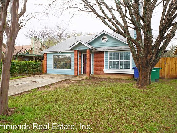 3rd image of 6313 Les Harrison Dr