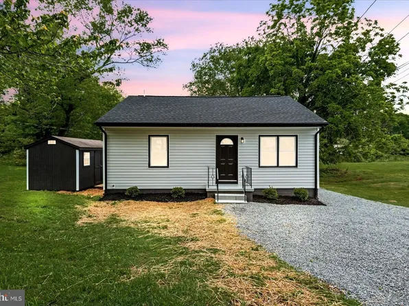 105 Cammack St, Louisa, VA 23093