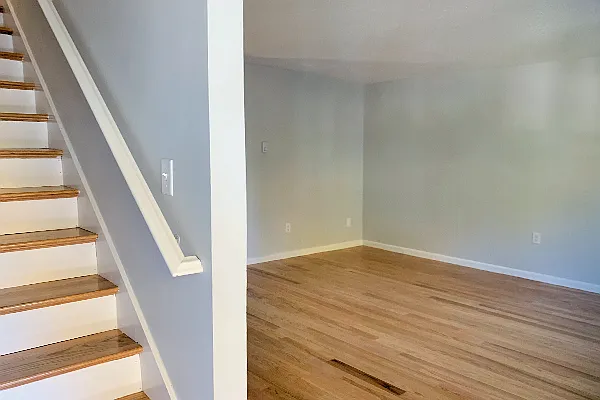 1 Elm Ct #6 — Photo 3