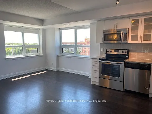 2 bed, $2,300 — Photo 4