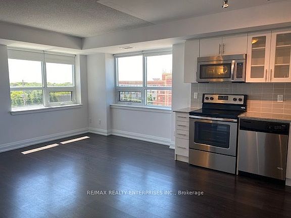 4th image of 3520 Danforth Ave #515
