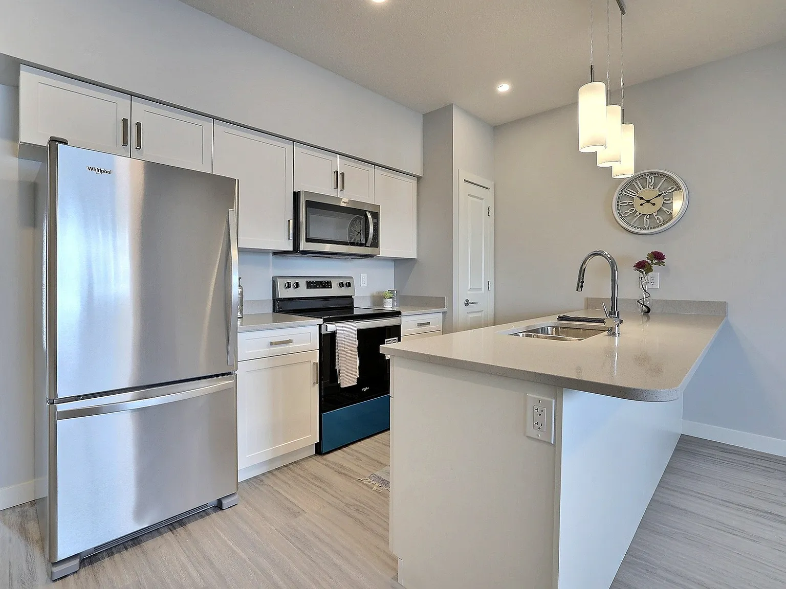 Green Brooks Townhomes — Photo 2