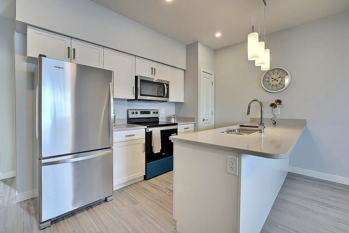 Building Photo - 5111 E Primrose Green Dr