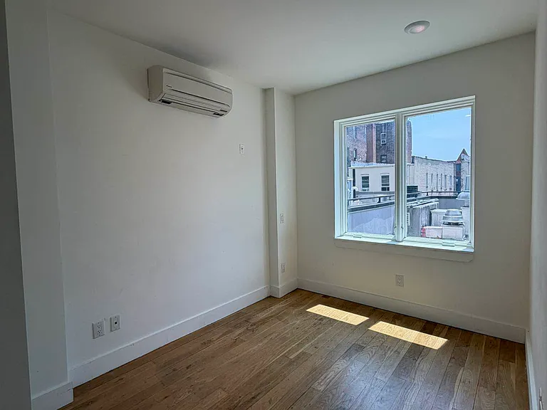 200 Linden Blvd #2A — Photo 10
