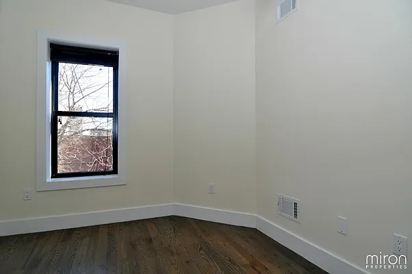 Rented by Miron Properties | media 11