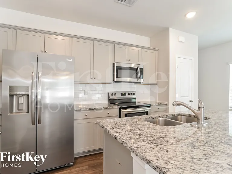 2058 Cypress Village Dr NW — Photo 6