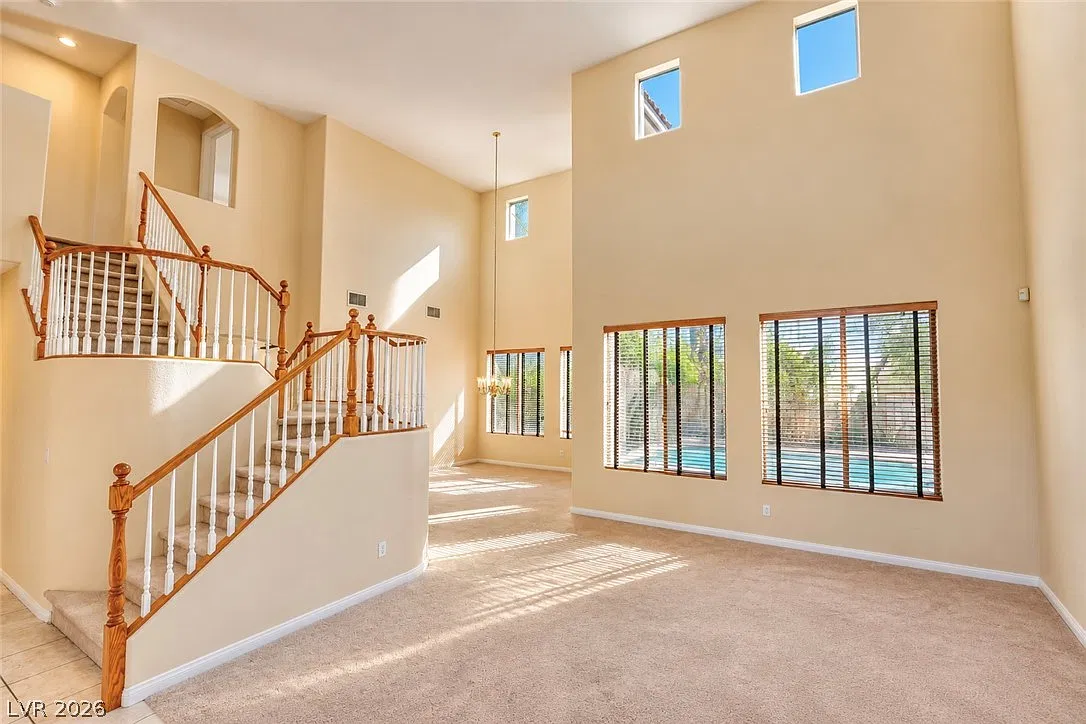 3 bed, 2.5 bath, 2815 sqft, $2,990 — Photo 4