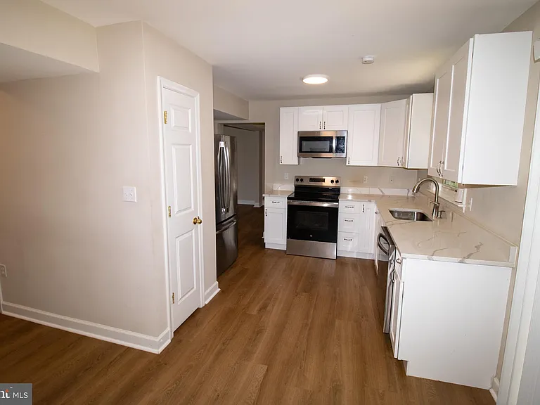 7822 Rolling Vista Ct — Photo 8