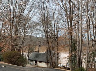 231 Overlook Dr, Troy, NC 27371