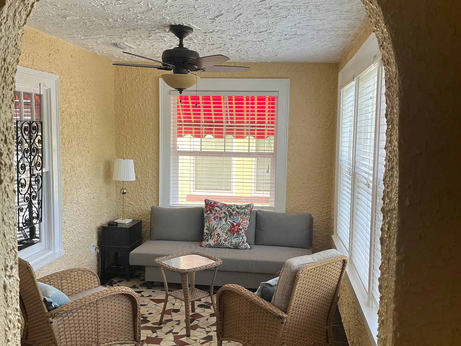 2 bed, 1322 sqft, $3,200 — Photo 2
