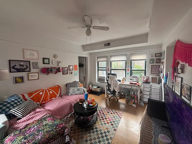 3952 N Fremont St #3 — Photo 2