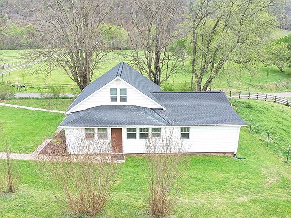 3rd image of 23261 Brumley Gap Rd