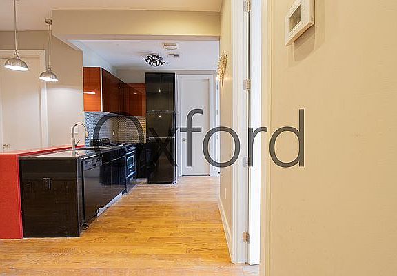 5th image of 245 Jefferson St #2F