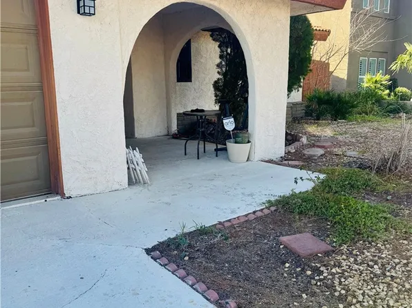 13380 Alta Vista Dr, Victorville, CA 92395