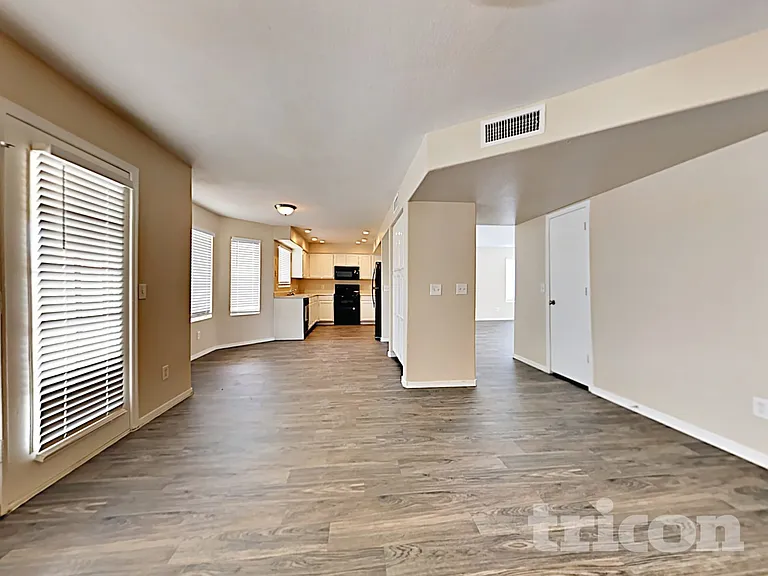 8668 W Hubbell St — Photo 6